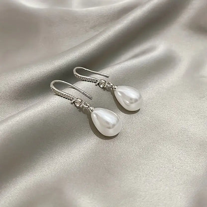 Elegant Long Drop Faux Freshwater Pearl Earrings.