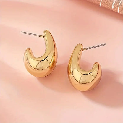 Vintage Elegant C-Shaped Resin Earrings with Stainless Steel Ear Needle