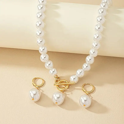 Elegant French Vintage Baroque Resin Pearl Necklace and Earrings Set.