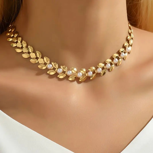 Elegant Golden-Tone Wheat Ear Choker Necklace with Faux Pearls - Vintage Style, Perfect for Casual Attire
